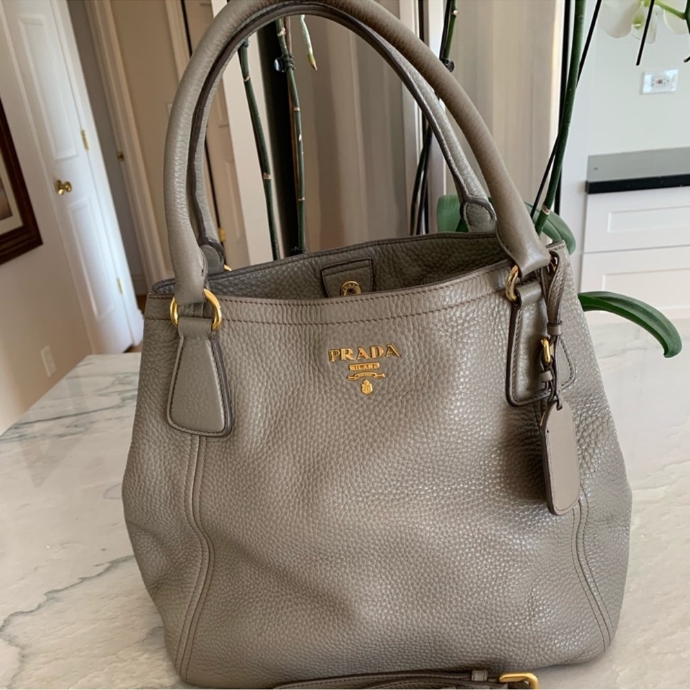 Prada Sacca